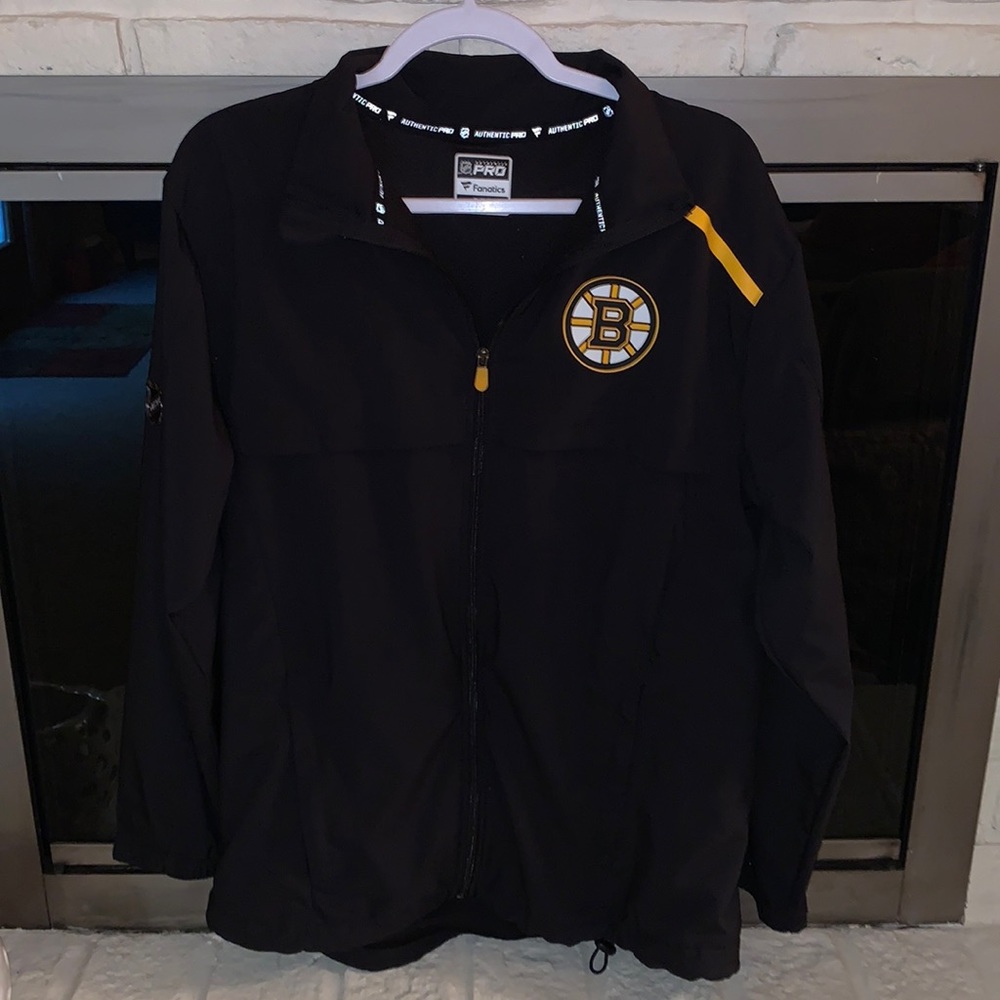 Boston Bruins Fanatics Jacket - Authentic Pro (Mens Medium)